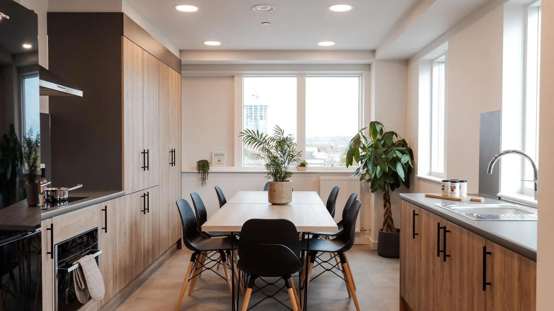 Students Only South London Homes Apartment
